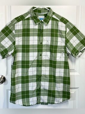 Columbia Rapid Rivers II Green Plaid Short Sleeve Shirt Mens M